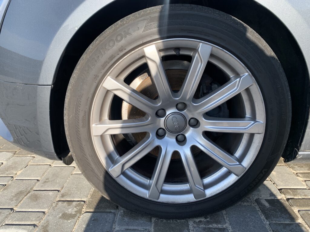 Audi  A5 2014