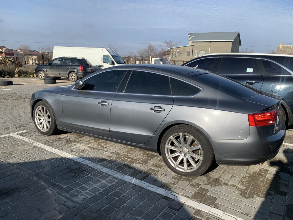 Audi  A5 2014