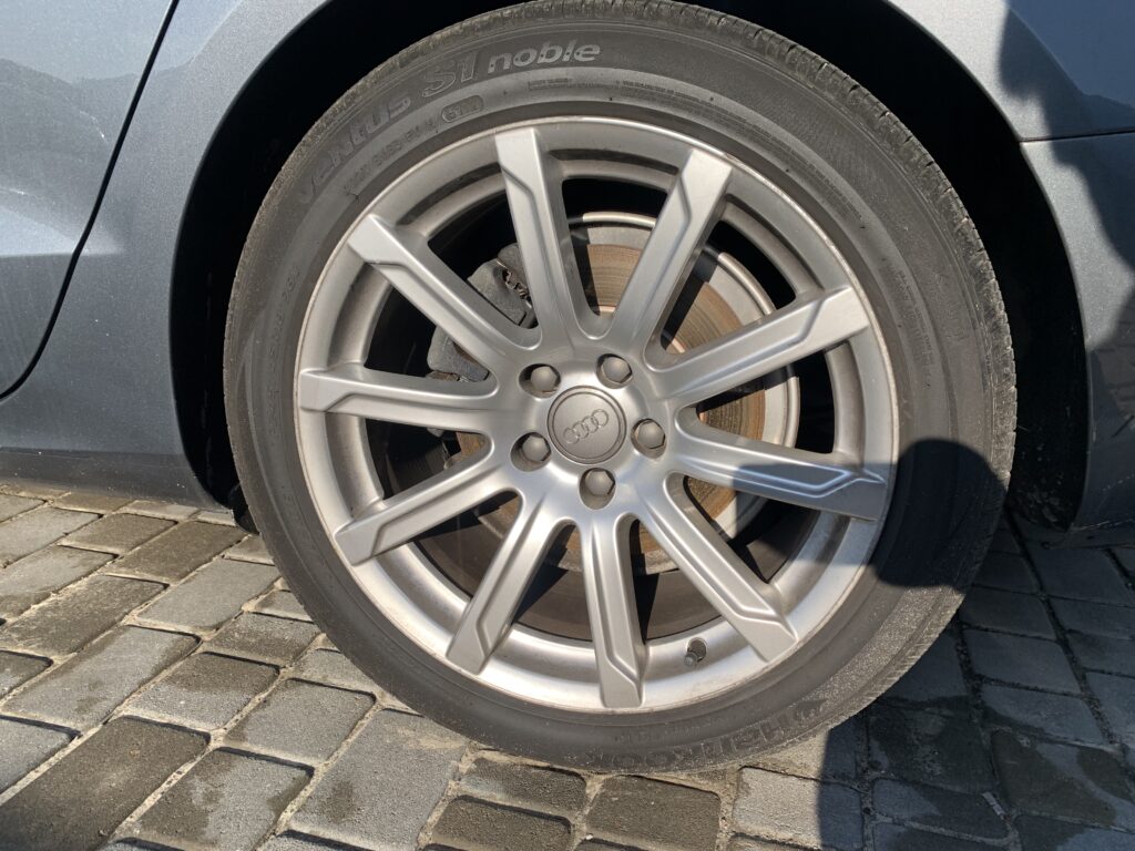 Audi  A5 2014