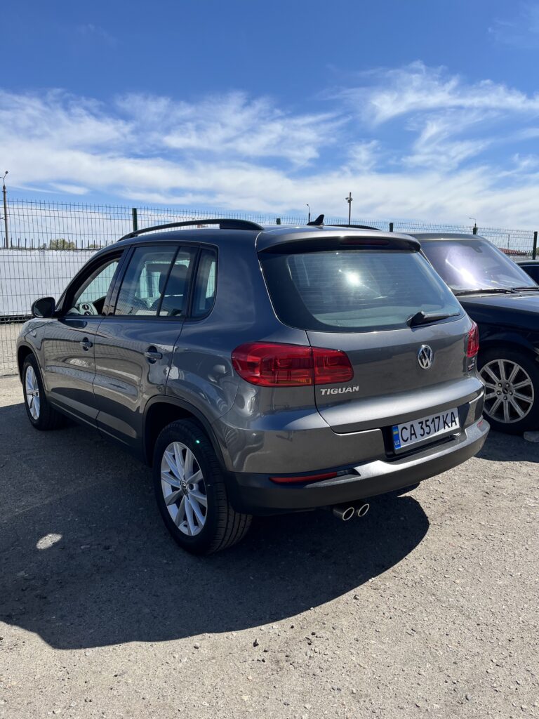 Volkswagen  Tiguan 2018