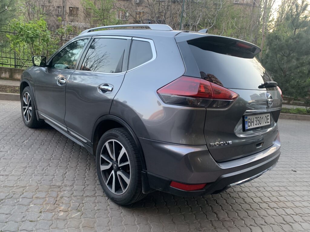 Nissan  Rogue  2018