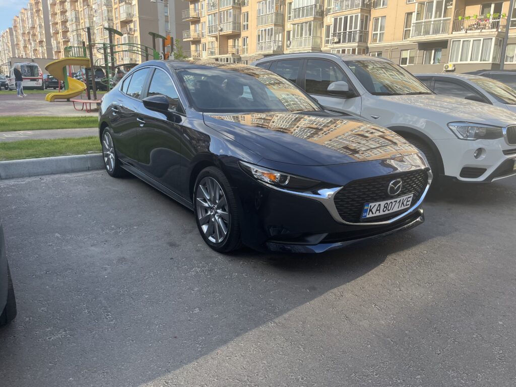 MAZDA 3 2020