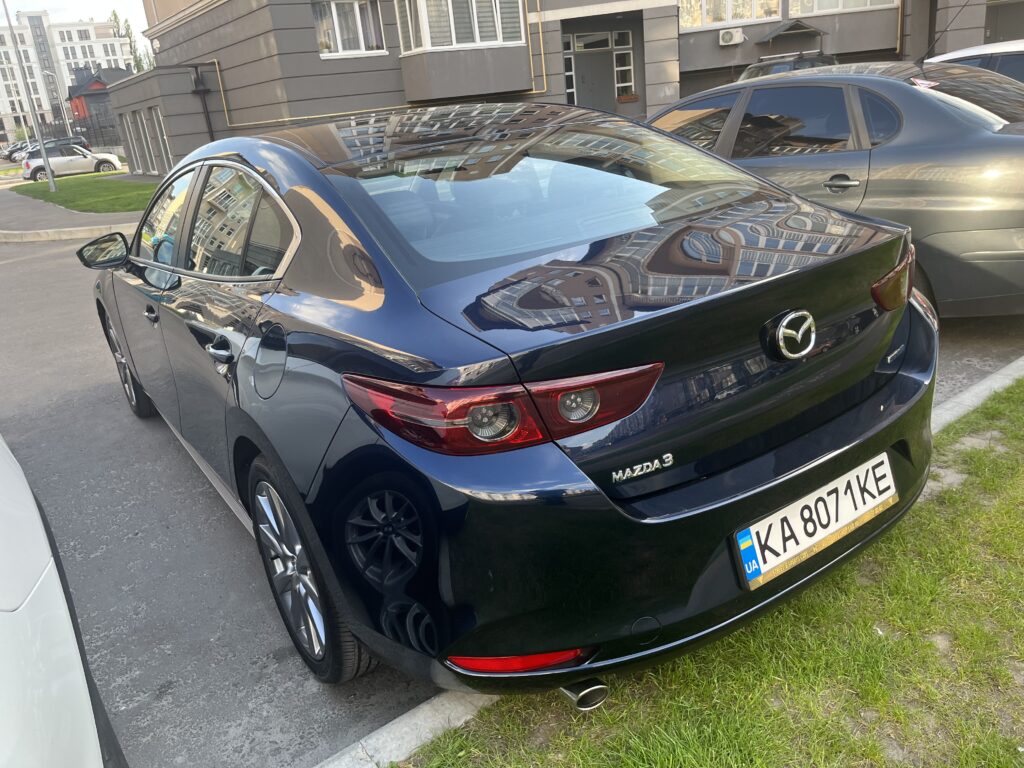 MAZDA 3 2020